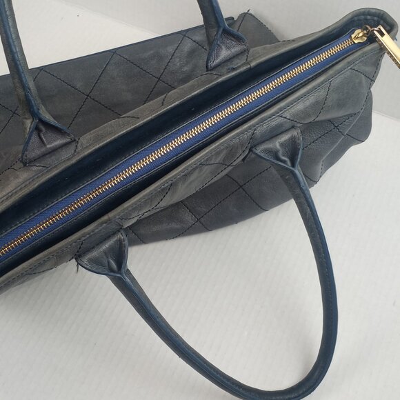 Tory Burch Blue Quilted Leather Tote Handbag - Picture 9 of 12